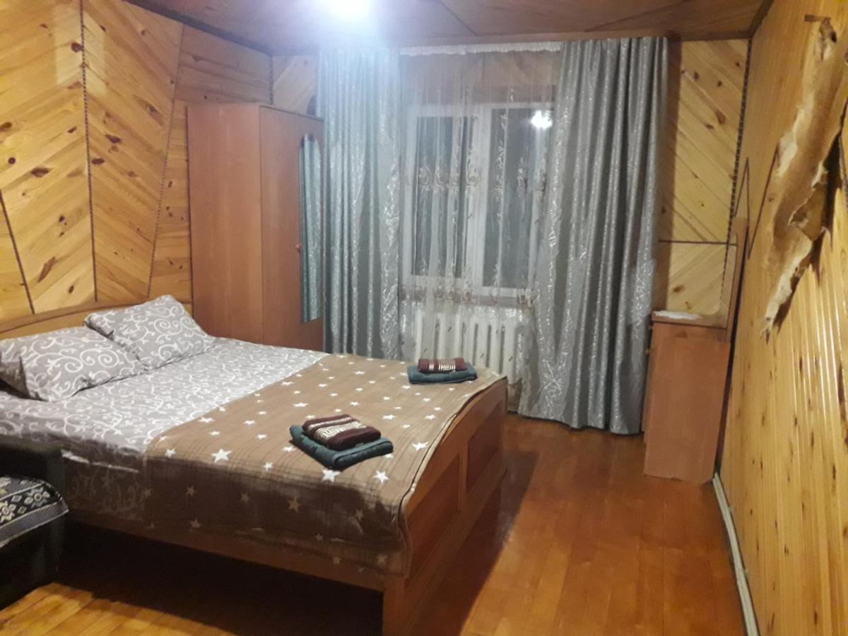 Затишний Дім Villa ยาเรมชา ภายนอก รูปภาพ
