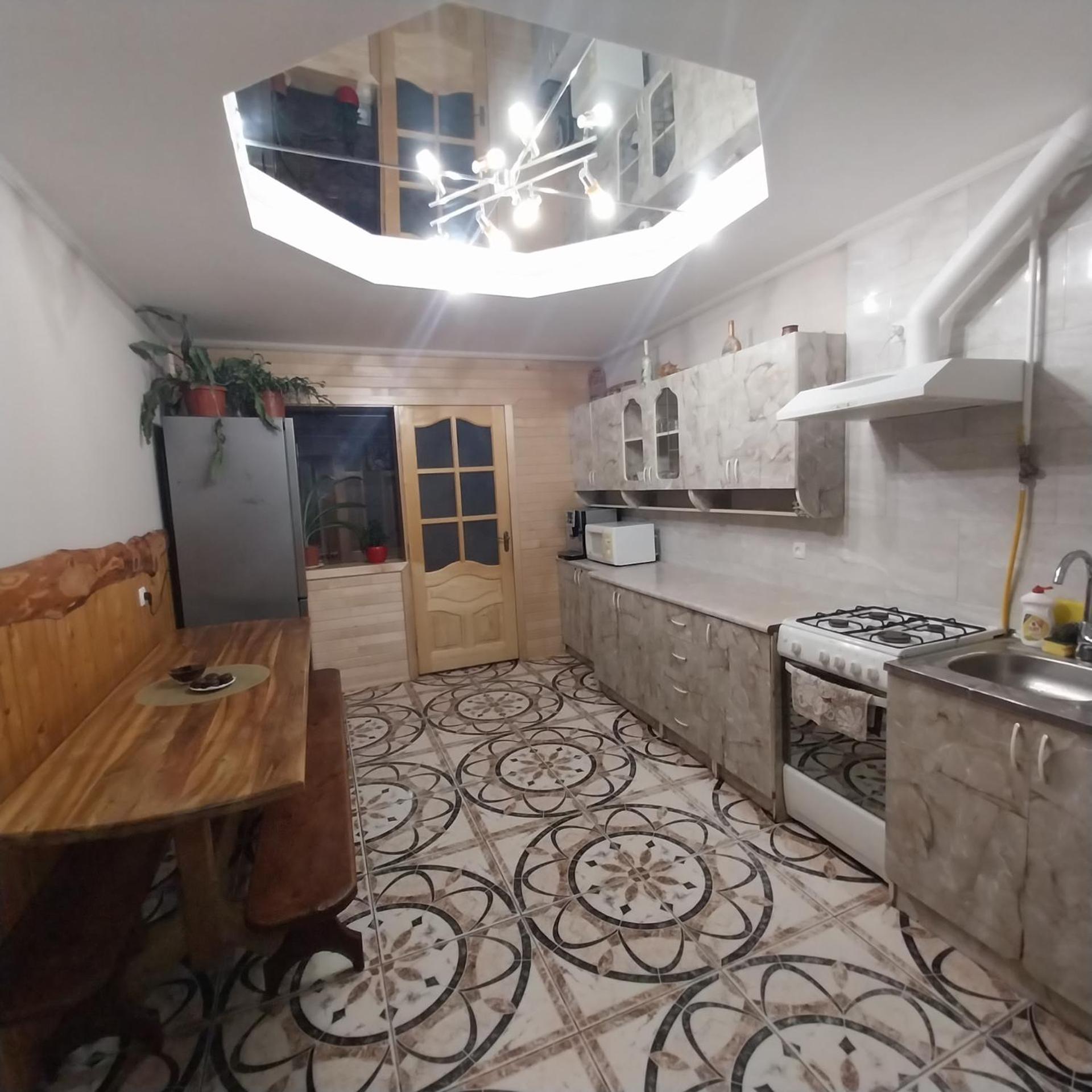 Затишний Дім Villa ยาเรมชา ภายนอก รูปภาพ